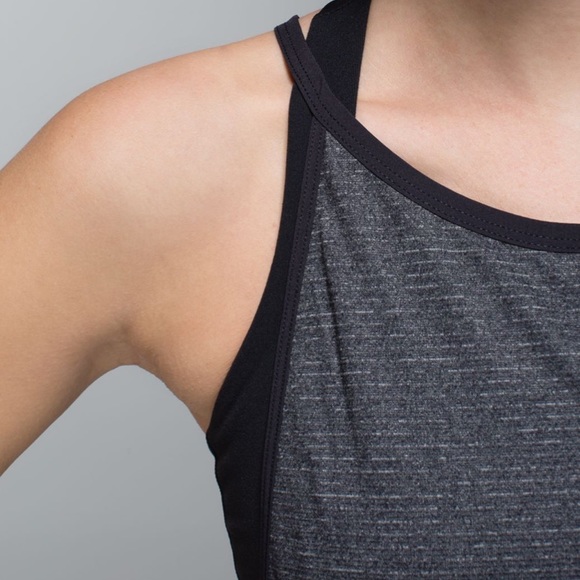 Lululemon Citta Singlet tank in Heathered Black - Picture 4 of 5